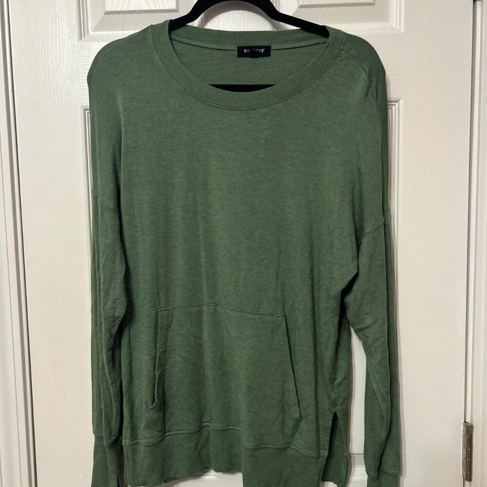 Kinesis athleisure long sleeve light green workout top